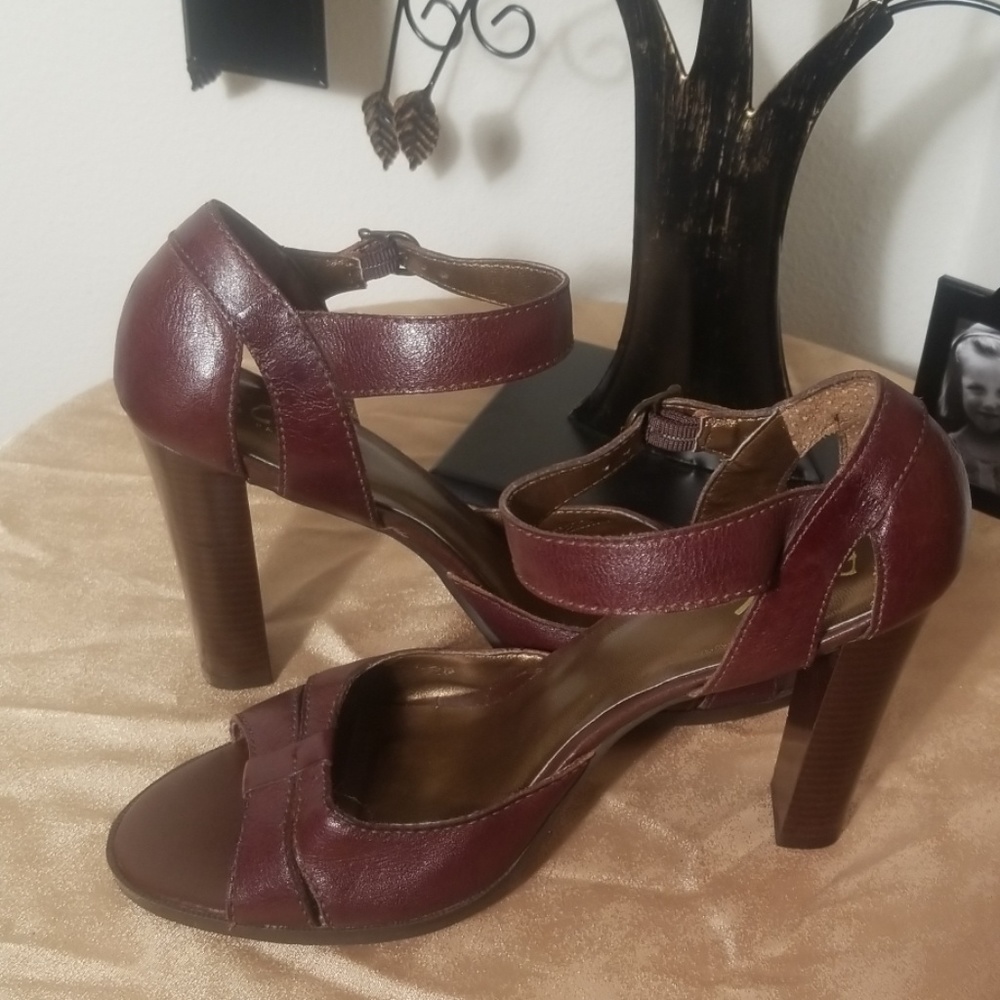BCBG Brown Leather Open Toe Heels